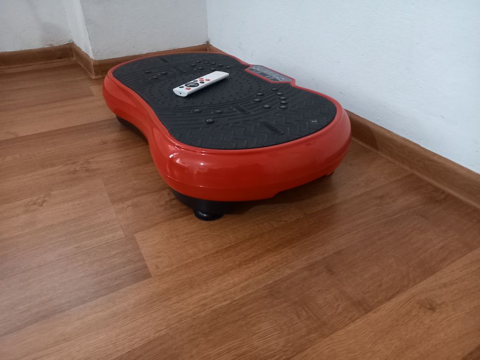 Vând placă vibromasaj