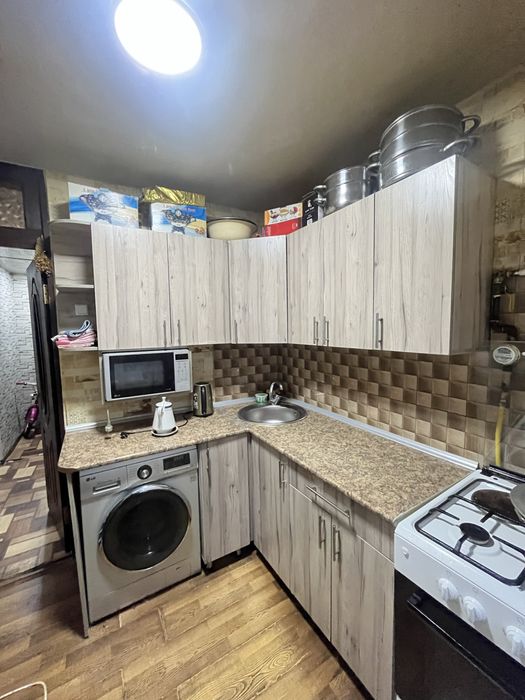 Продаётся 2х комнатная квартира