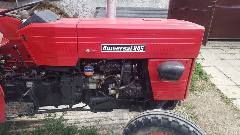 Vand tractor utb 445