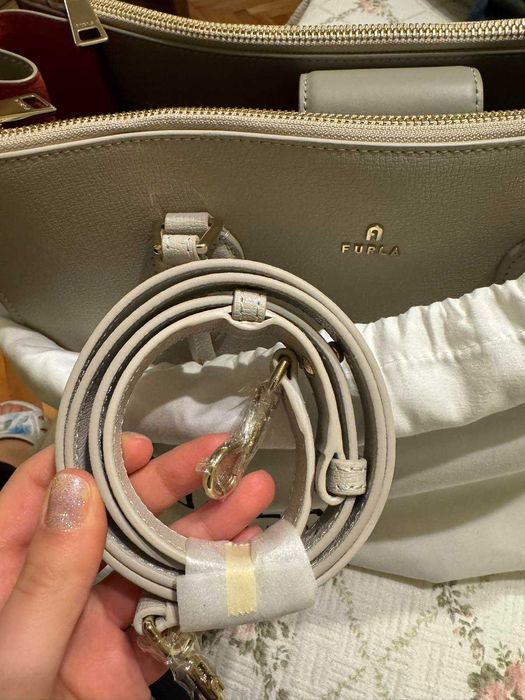 Чанта Furla от естествена кожа