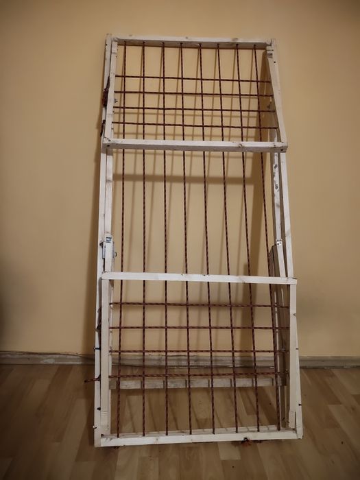 Uscător de rufe din lemn