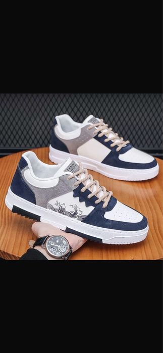 Кроссовки 40 размер новый распродажа