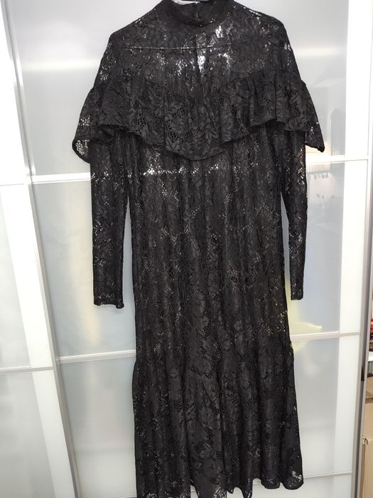 Rochie lunga dantela neagra H&M