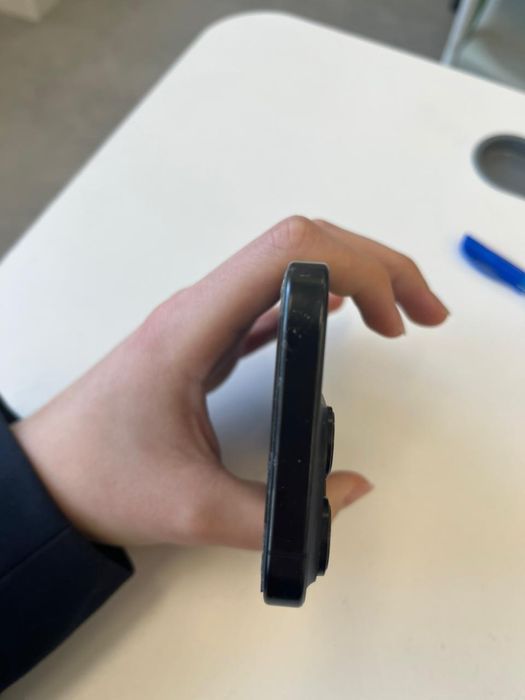 iphone 16 pro продам