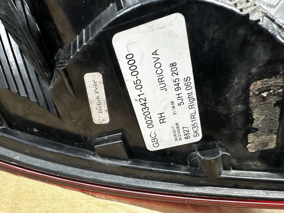 Stop dreapta skoda rapid faceliftcod:5Jh945208..