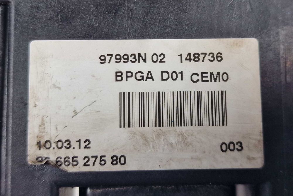 Модул Плюсова Клема Акумулатор Бушониера Peugeot 308 3008 5008 Citroen C4 Пежо Ситроен Ц4 28236841 BPGA