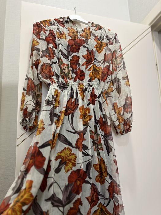 Платье от Zara