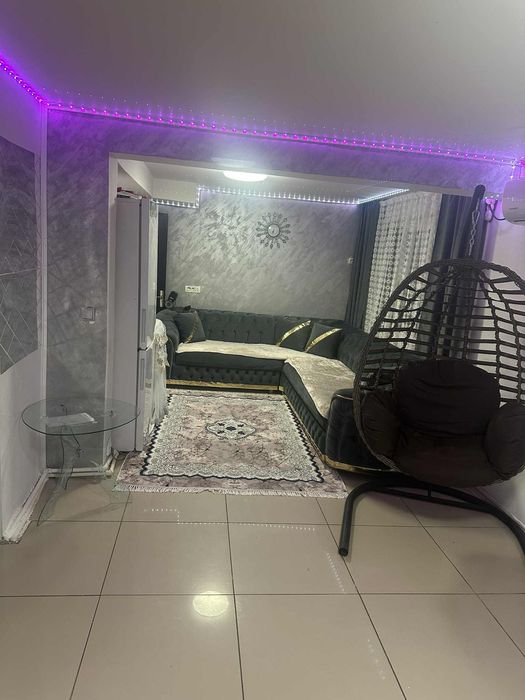 Aparament de vanzare cu 3 camere