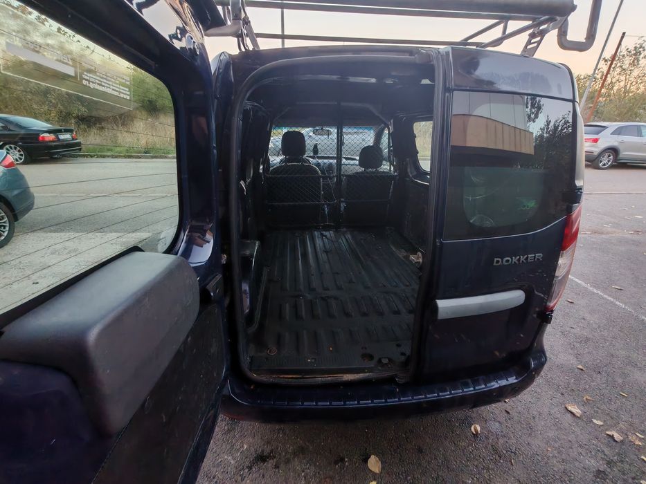 Vând Dacia Dokker
