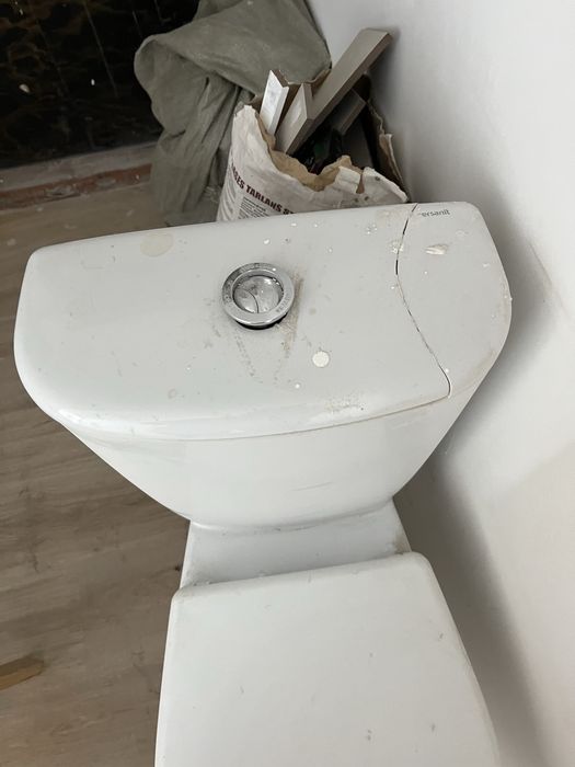 Унитаз б/у сосотояние хорошие