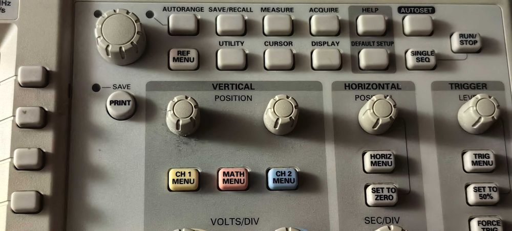 Осцилоскоп Tektronix