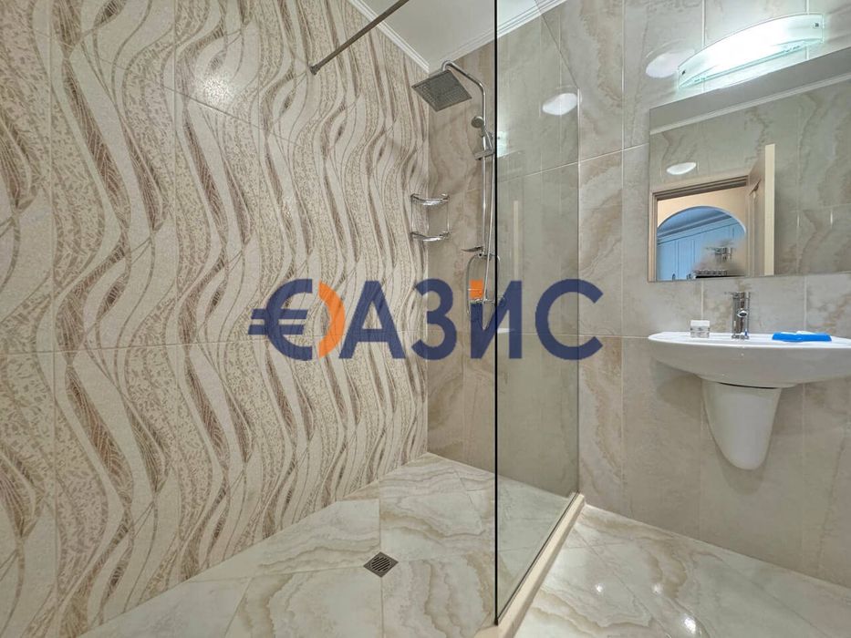Продава се Двустаен апартамент в Несебър - 68 кв.м за 975 €/кв.м - Снимка #6