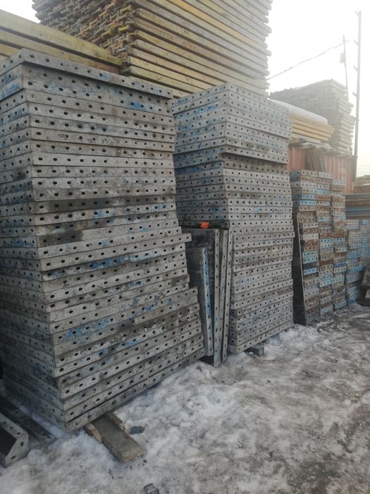 Дамкрат, фанера, опалубки, балки, леса