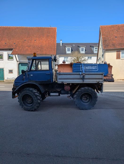 Vând sau schimb unimog 403 cu taf ofer diferența