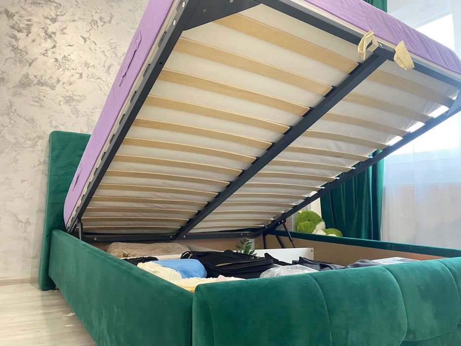 Pat dublu, verde smarald