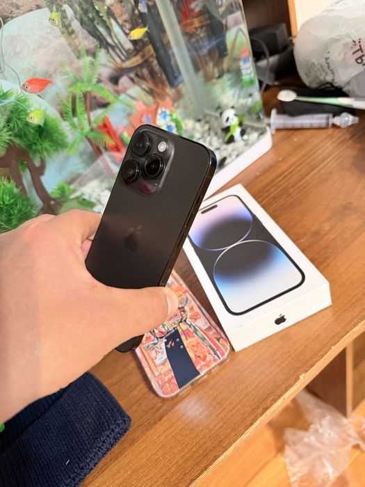 Iphone 14 pro оргинал.