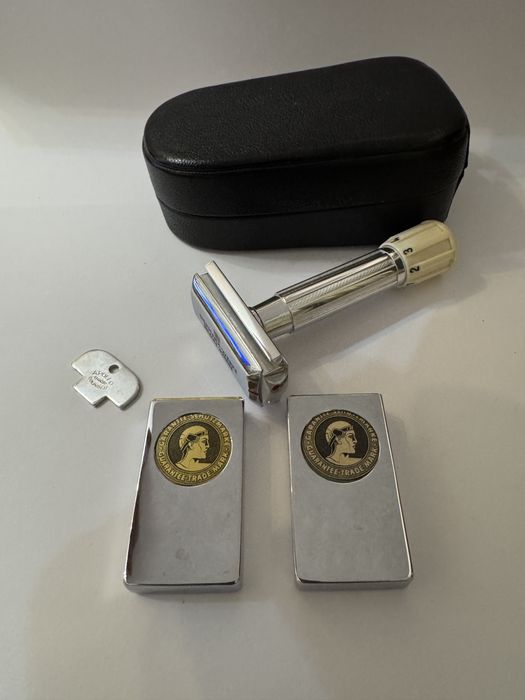 Ultra rar! Aparat de ras Apollo Mikron Solingen Germany. NOS.