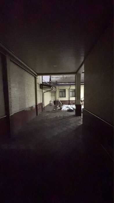 Yakkasaroy rayon 3.3 sotix uy srochna sotiladi