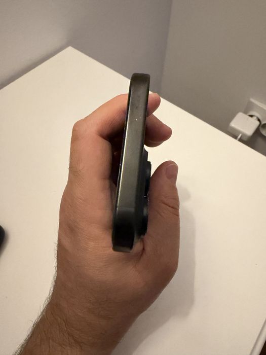 Vand Iphone 16 pro max 256 GB deblocat
