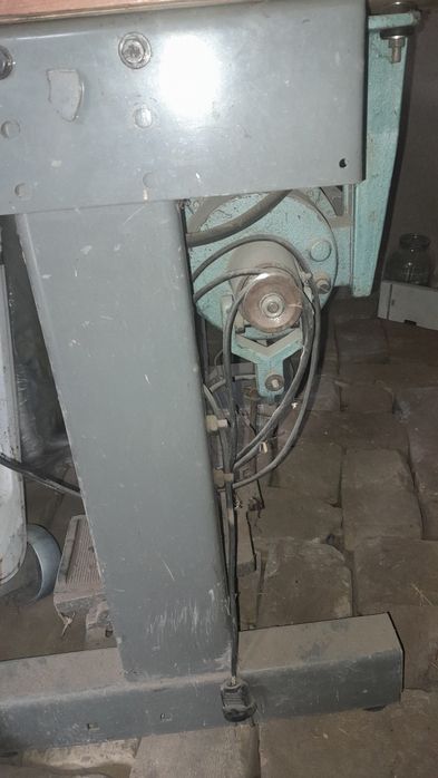 Averlok matori stoli bilan sotiladi