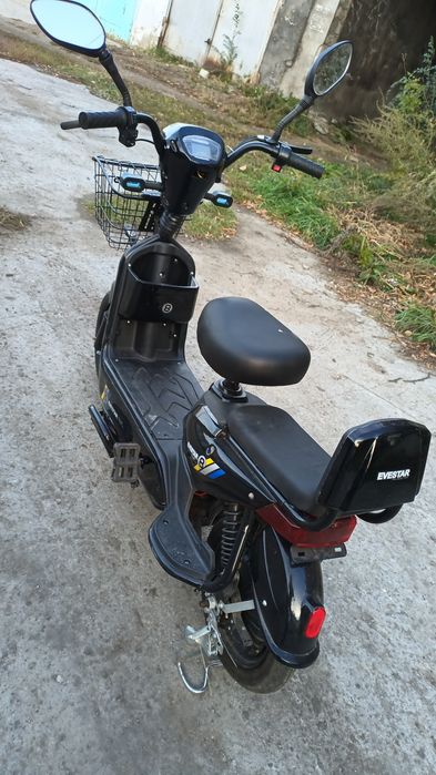 Продам электросамокат