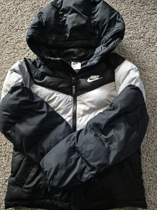 Детско  яке  Nike -128-137см