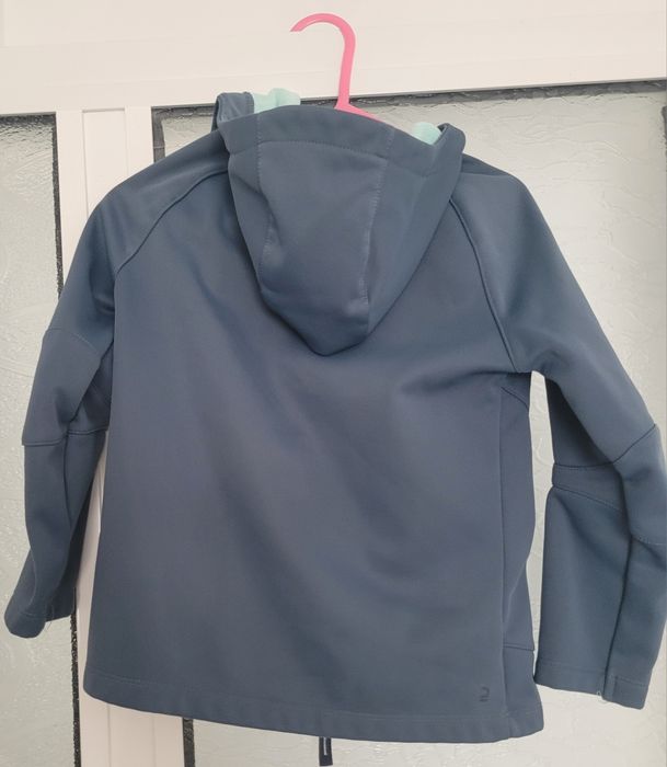 Geaca Softshell drumetie la munte