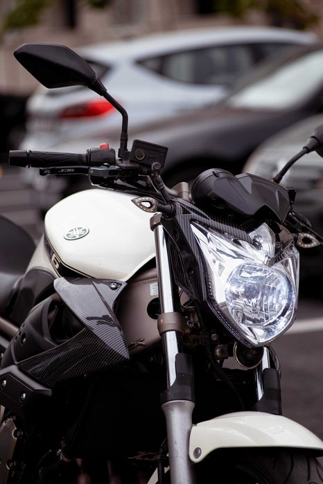 Motocicleta Yamaha XJ6 2010 A2 ( nu honda kawasaki cf moto aprilia)