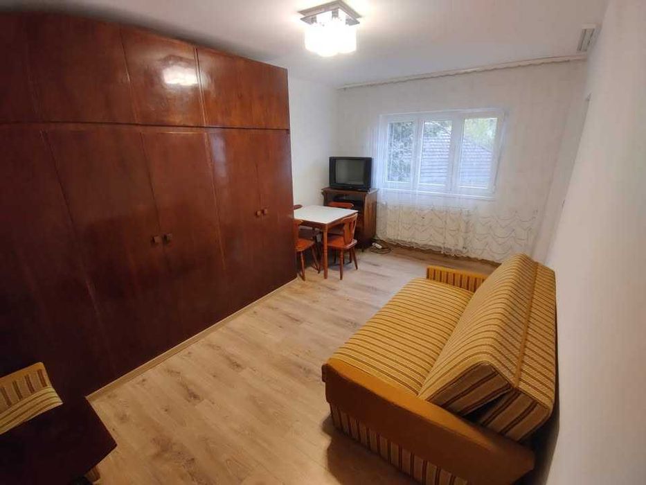 De închiriat apartament cu doua camera