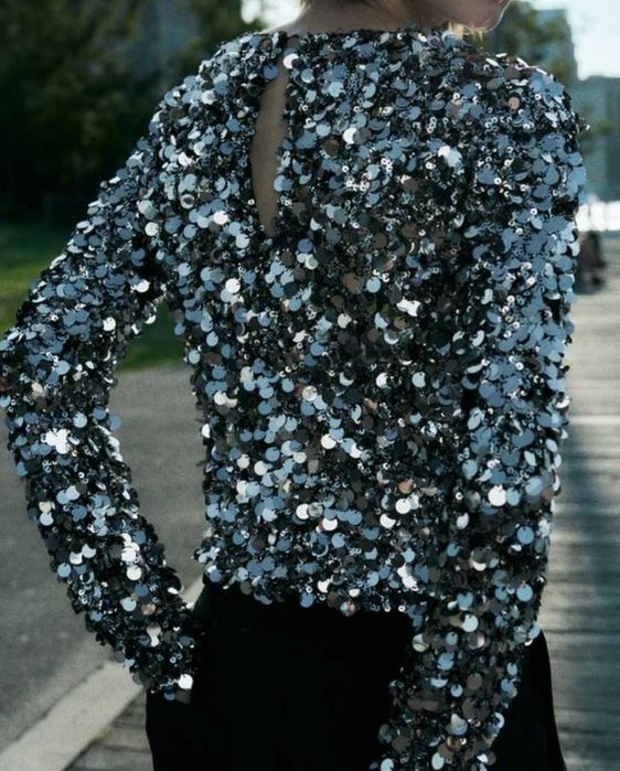 Bluza paiete tip oglinda Zara