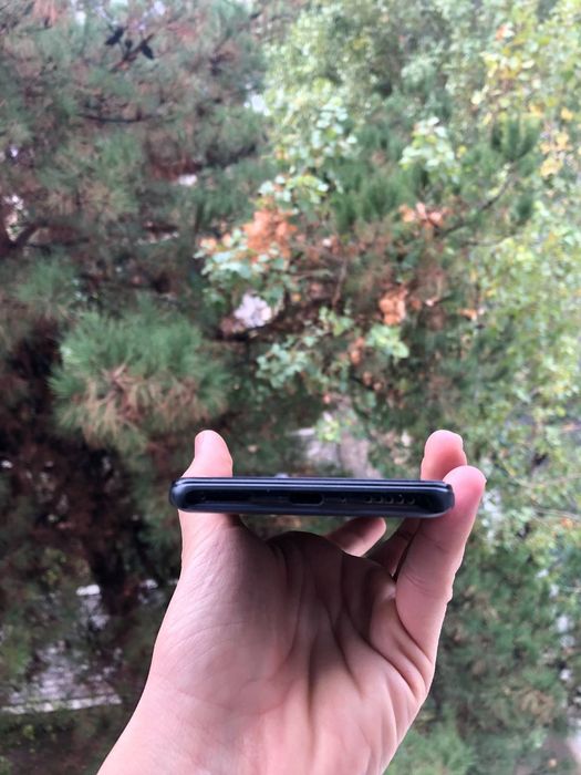 Xiomi 12 T pro karobkasi bor