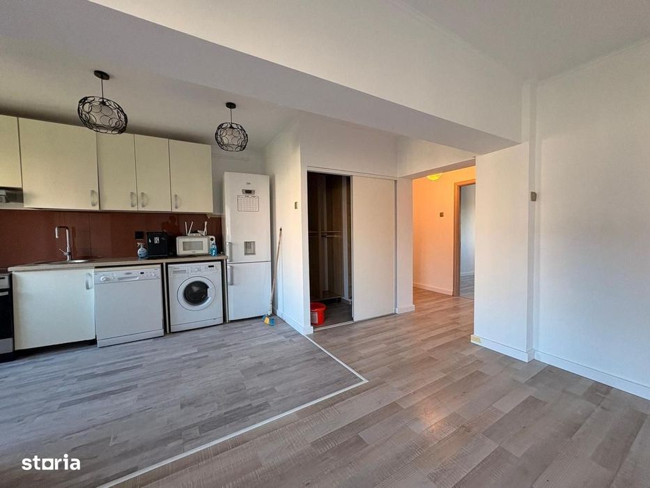 De vânzare – Apartament 3 camere | Tineretului | Locație excelentă — fotografia 1