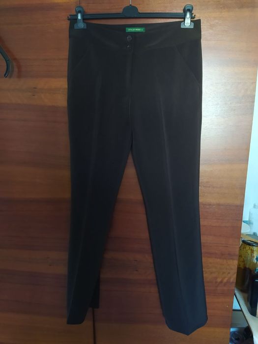 Pantaloni femei, marimea 42