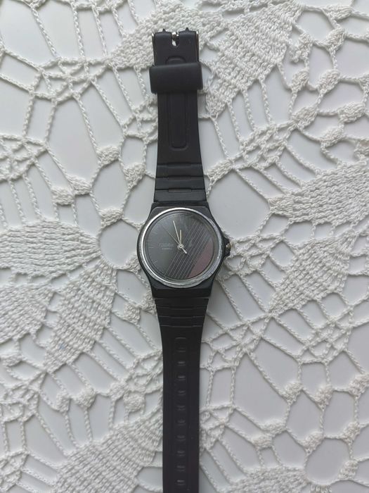 Класически руски часовник Slava Quartz