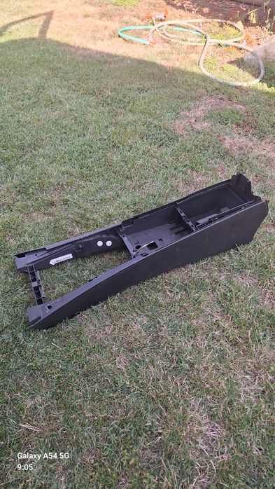 Подлакътник GLK, ГЛК