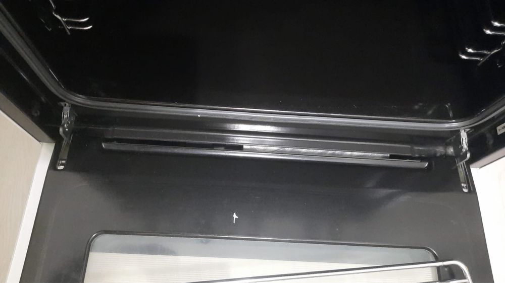 Продам газовою плиту BOSCH