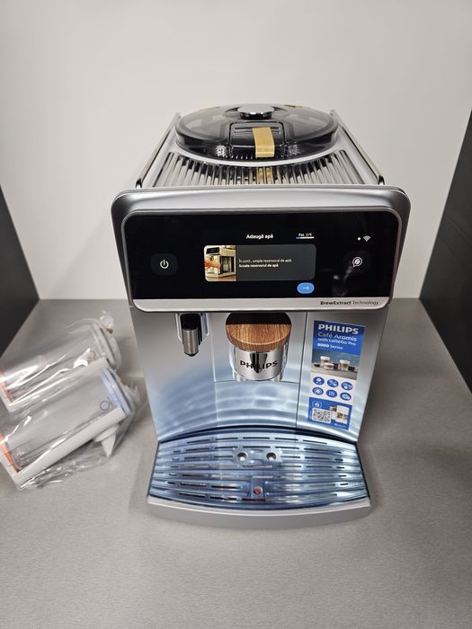 Expresor/Espressor Cafea Philips 8000 LatteGo Café Aromis
