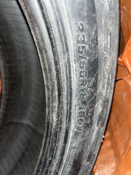 Шины 235/55/18, Bridgestone