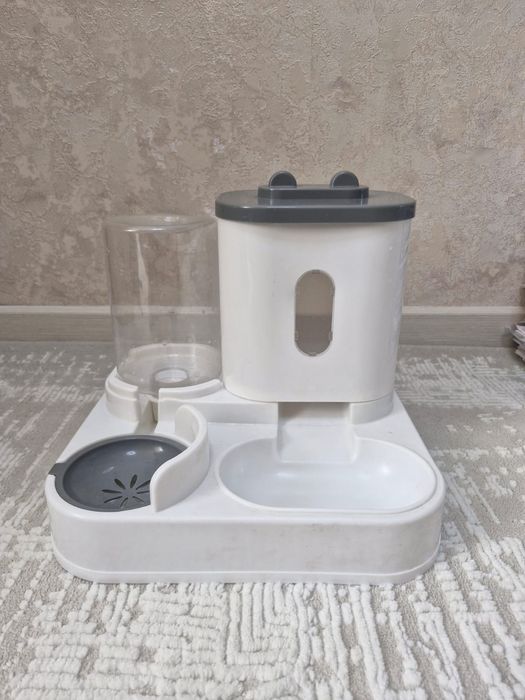 Кормушка для кошек