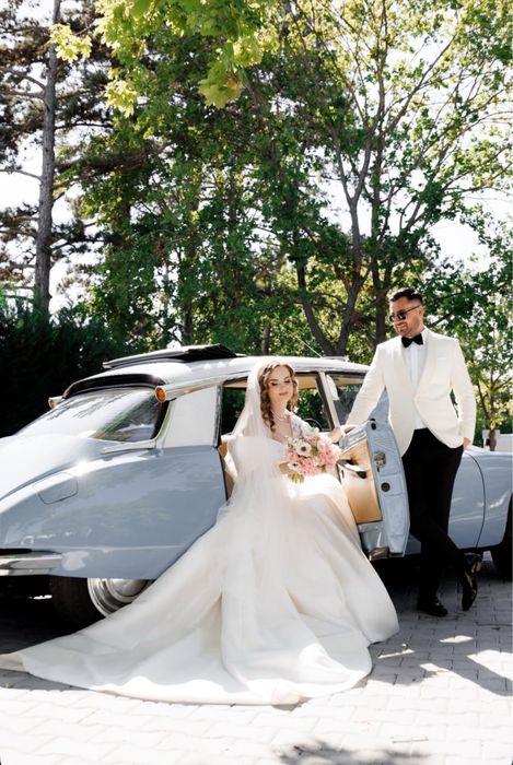 Inchiriez masina epoca aer conditionat decapotabila nunti evenimente