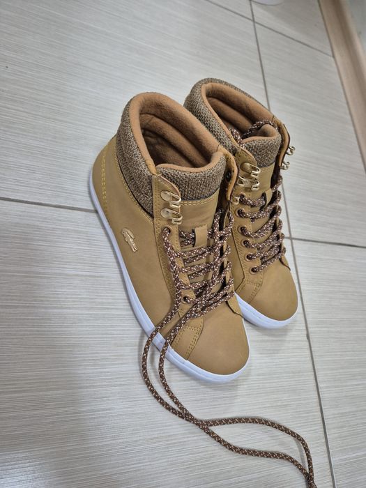 Спортни зимни кецове lacoste 36ти номер