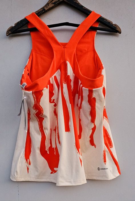 Adidas оригинален дамски топ Л/Хл размер