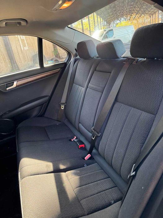 продавам Mercedes C-class W204