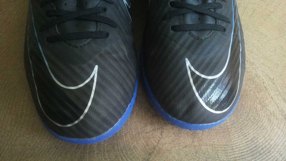 NIKE AIR ZOOM VAPOR 15 Размер EUR 42 обувки 418-14-S