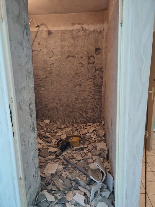 Къртене и извозване на Отпадъци, кърти чисти извозва