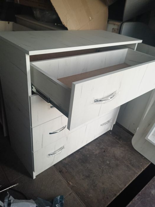 Новый комод продам