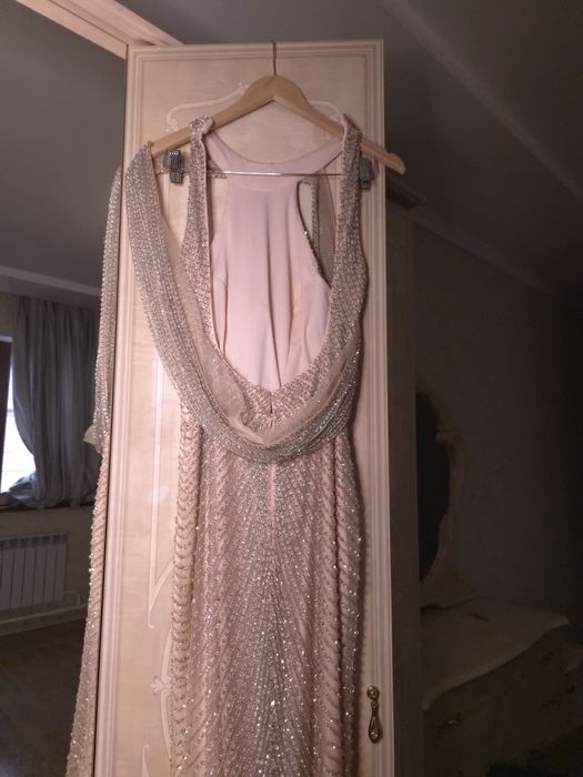 Продам вечернее платье бу