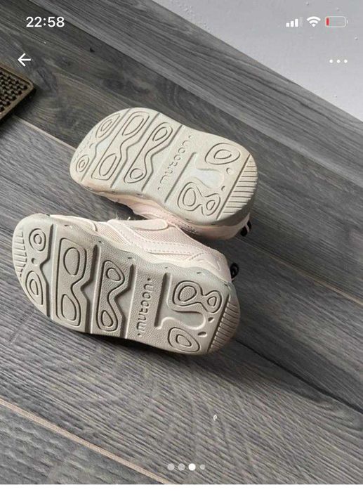 Adidasi copii marimea 21 cu scai