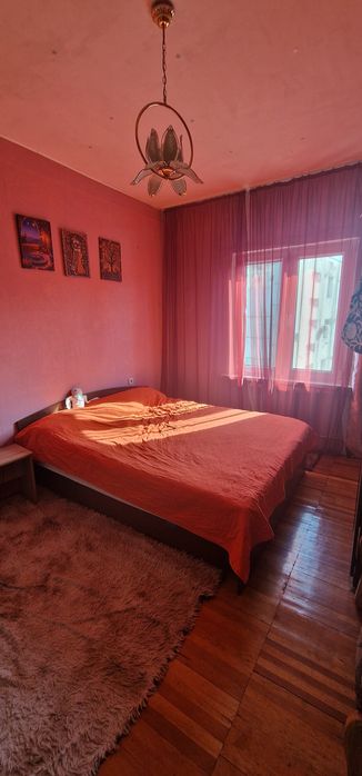 Продается Квартира в центре 3/3/5