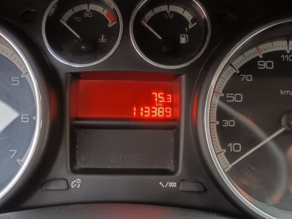 Vind Peugeot 308 1.4 i 95Cp 113.000Km